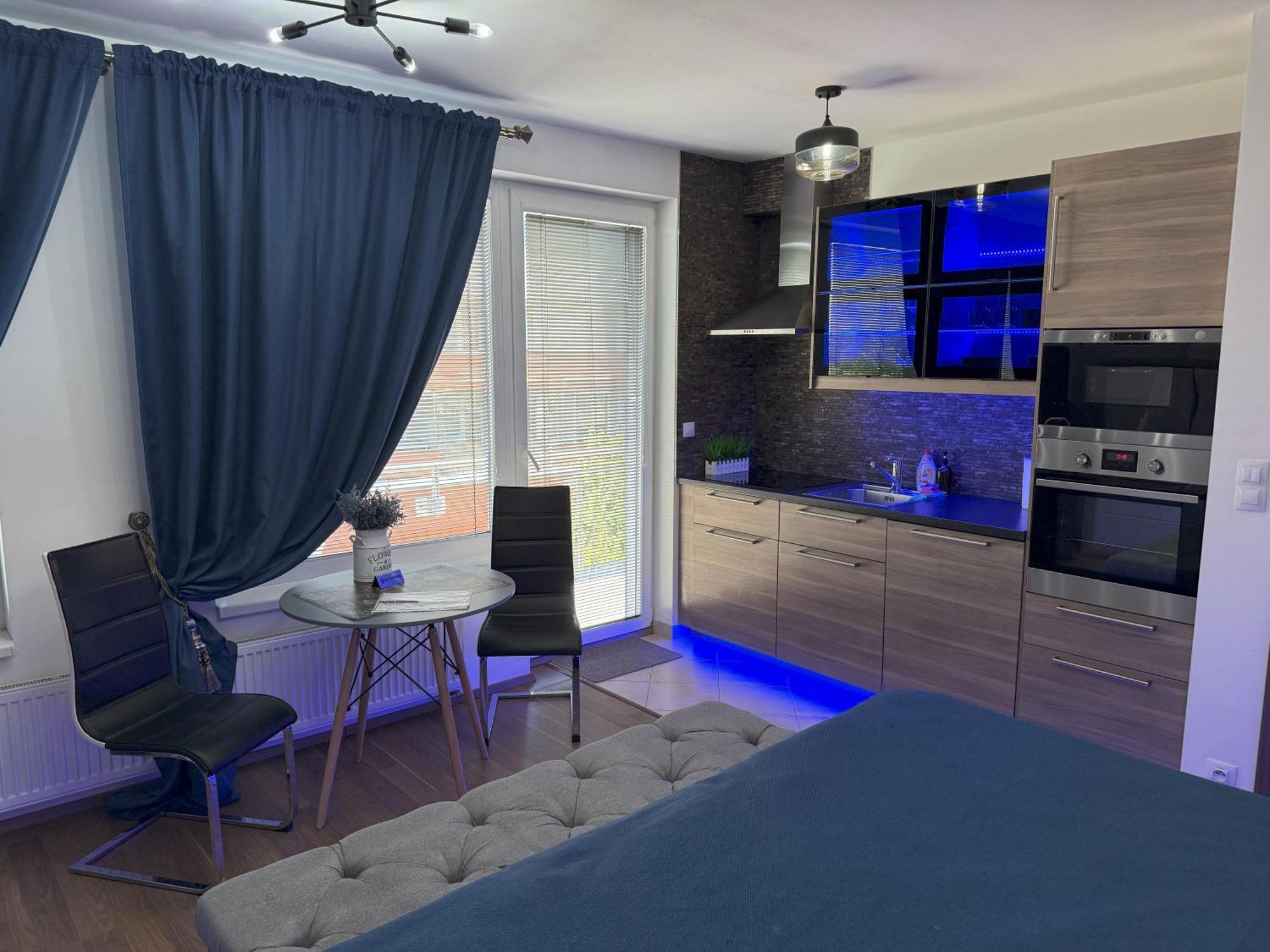 Apartment Iron Cube Prague Extérieur photo
